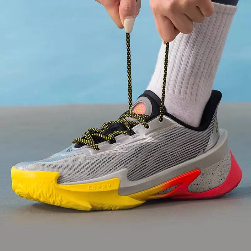 Мужские и женские баскетбольны – обзор и цена Men Shoes Under Armour